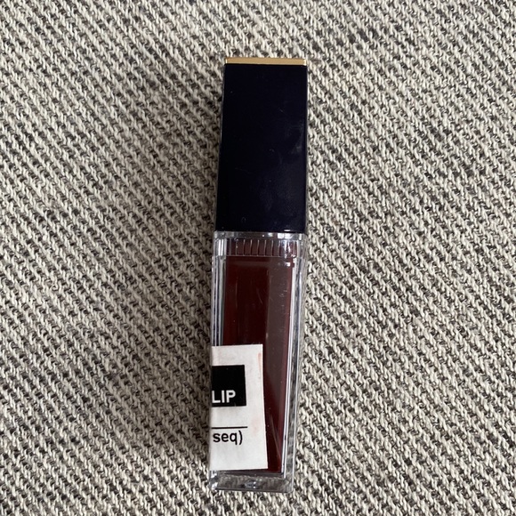 NWOT Estée Lauder Whipped Matte Lip Color - Picture 4 of 4